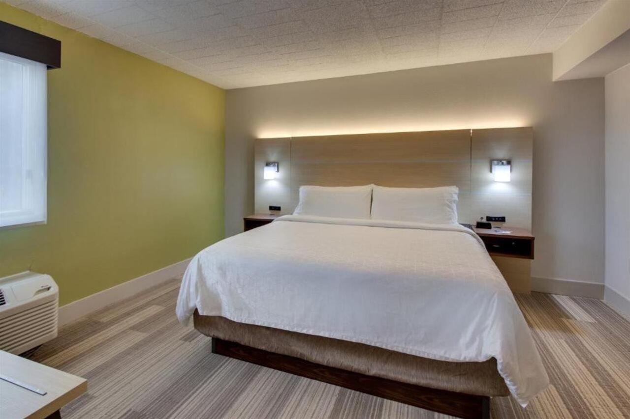 Holiday Inn Express Pittston - Scranton Airport By Ihg エクステリア 写真
