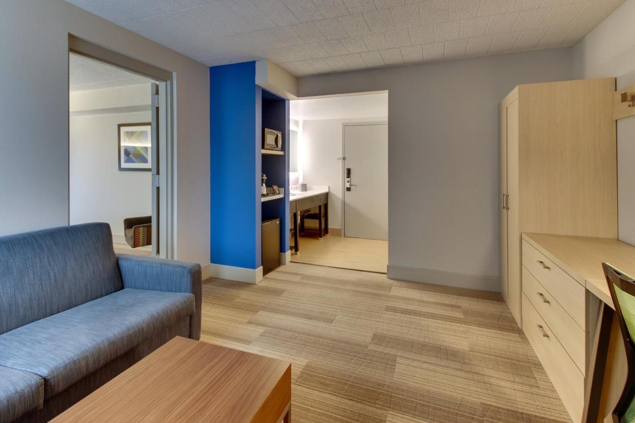 Holiday Inn Express Pittston - Scranton Airport By Ihg エクステリア 写真