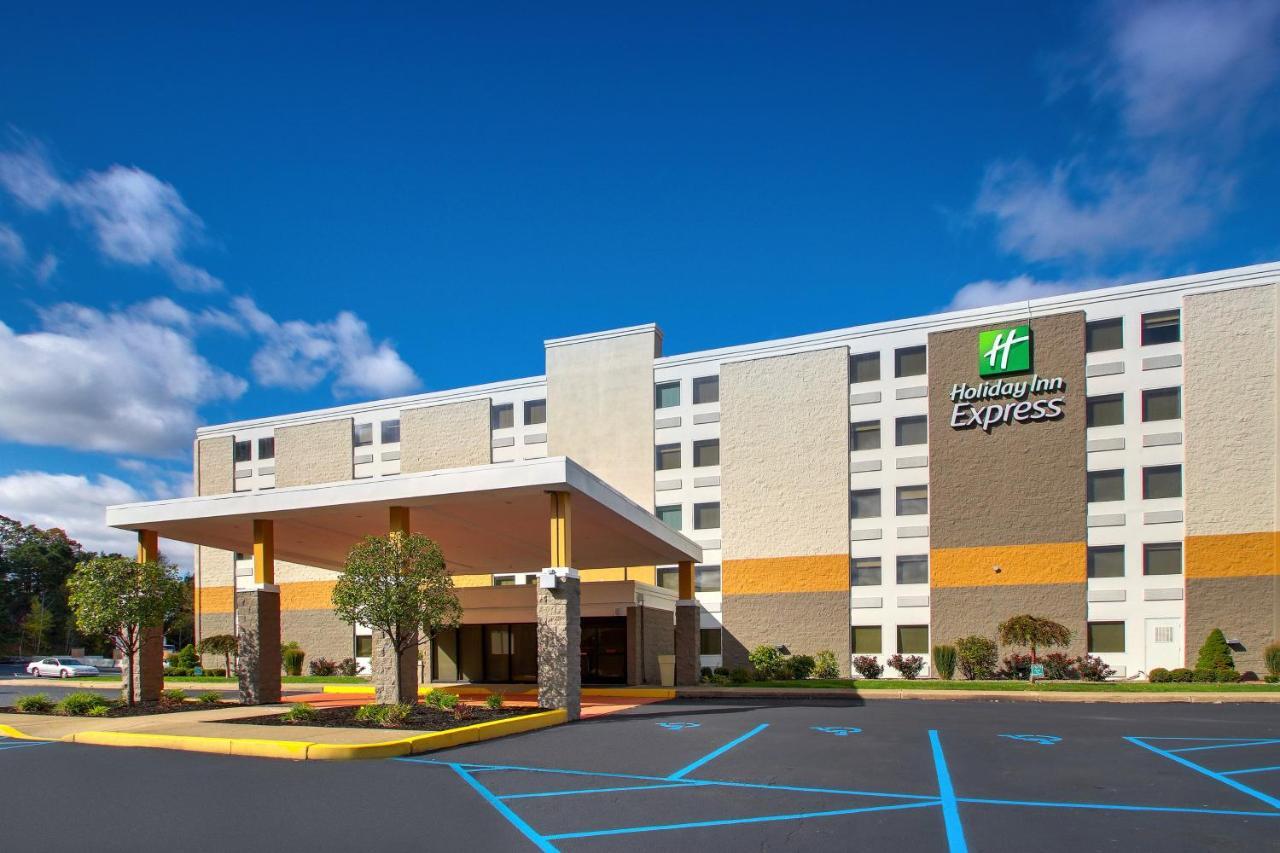 Holiday Inn Express Pittston - Scranton Airport By Ihg エクステリア 写真